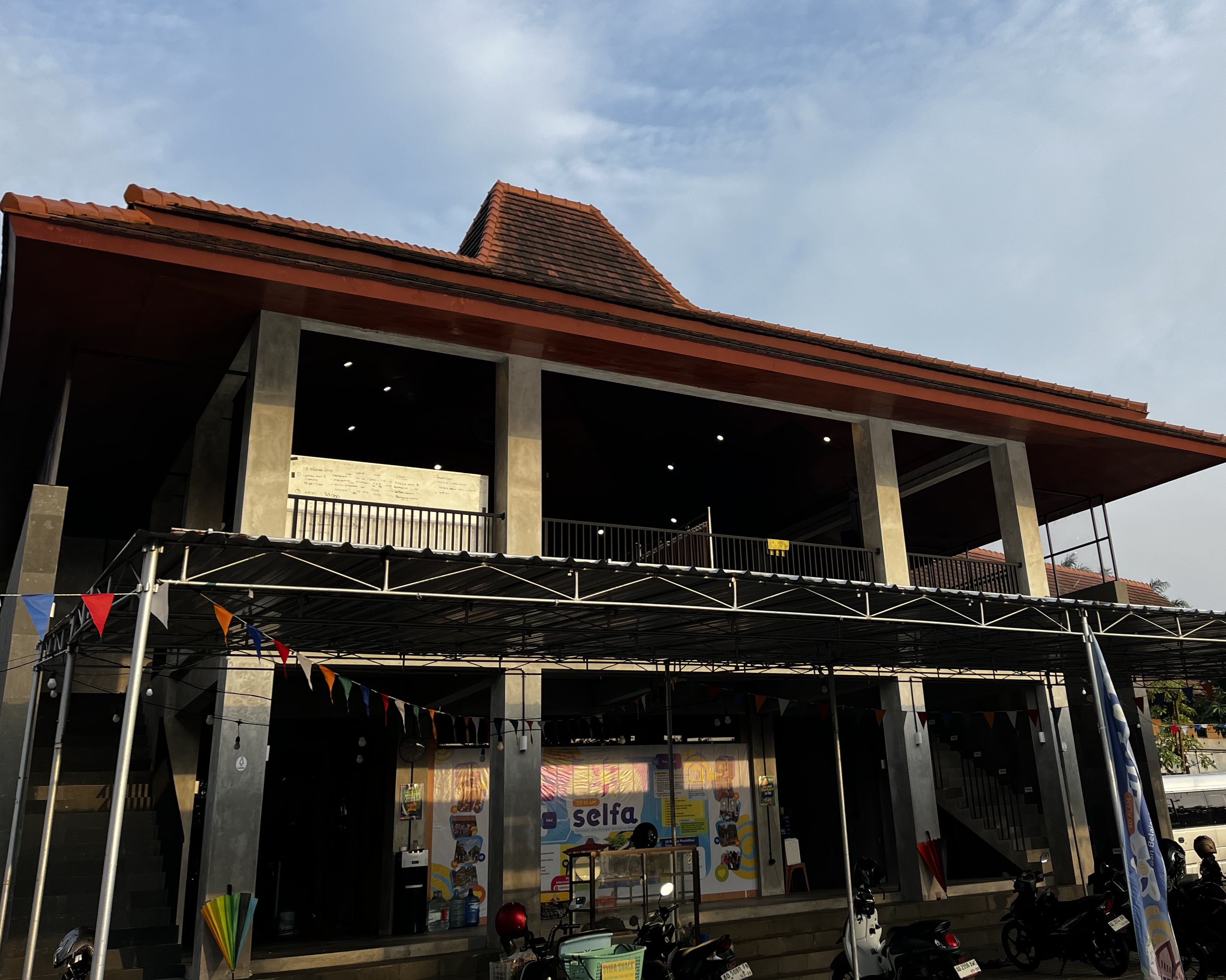 Gedung Sekolah Sayf El Falah